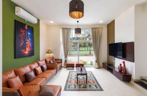 Doddaballapur Villa | Pi leisure - Pool Villa near Nandi Hills