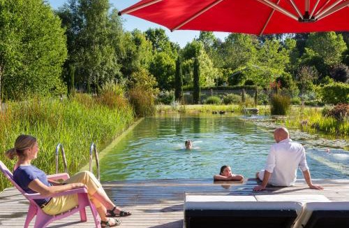 Stanley House | Planetrees Estate