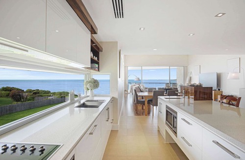 McCracken House | Platform 39, Beachfront & Victor Harbor Views