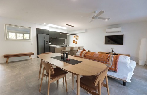 Forest Glen House | Pool | Space | Style | 15 Mins to Beach