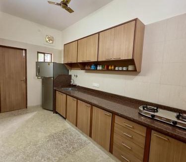 Mahmoorganj Apartment | Premium 2 Bhk Green Suites