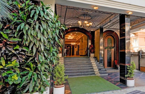 Murgesh Pallya House | PremiumHotel Seven Olive