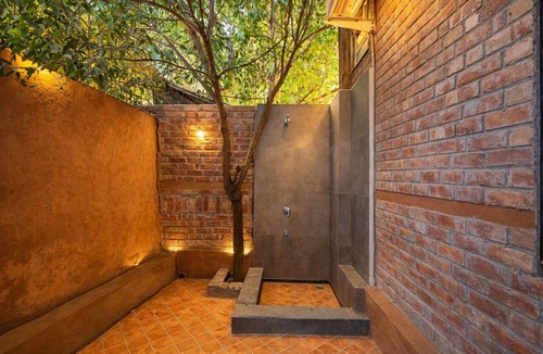 Jaipur District Other | Private Luxury Farm House Estate with gaming room