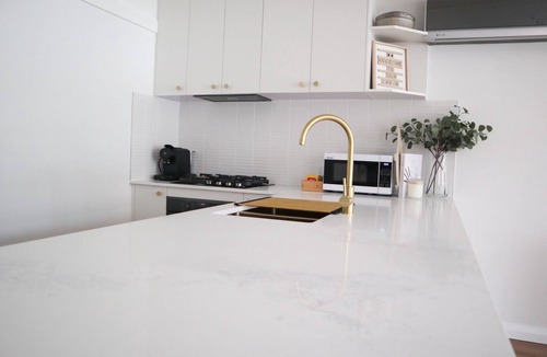 Wisemans Ferry Cabin | Private modern waterfront cabin - Hawkesbury River