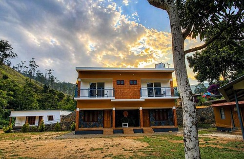 Elappara Hotel | Private Pool Villa Vagamon