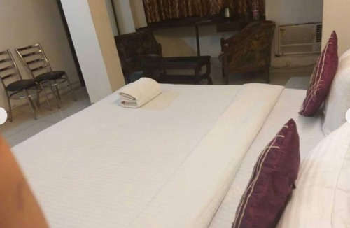 Safdarjung Enclave Bed & Breakfast | private rooms in safdarjung enclave
