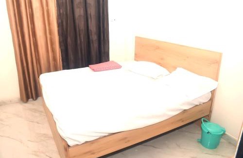 Gorakhpur Hotel | Privyrooms Taramandal