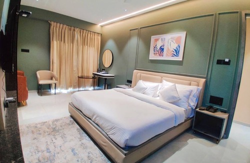 Hadapsar Hotel | Pune Inn Comfort on Garden Rd.