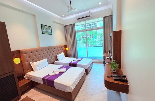 Khalapur Hotel | PURPLE LOTUS SUITES