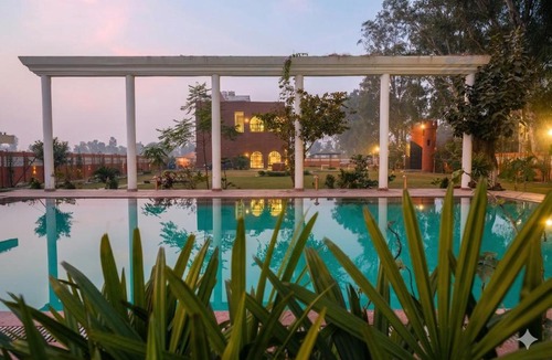 Moradabad Hotel | Qila Hotel