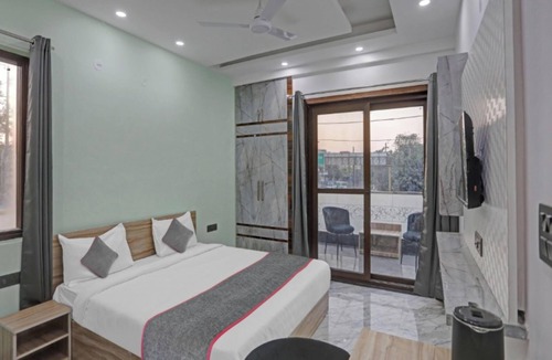 Sector 27 Hotel | Quadis Central