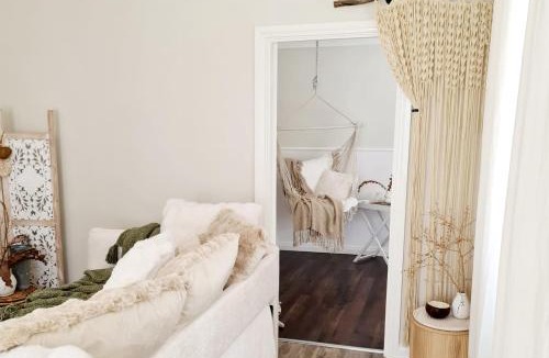 Parklands House | R&R Roo & Rest