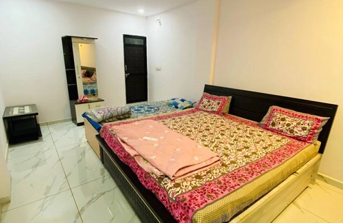 Rajpipla Hotel | Radheshyam homestay