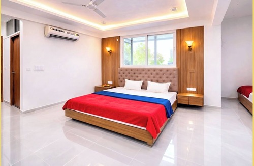Vrindavan Hotel | Radhika Palace -near ISCKON &Prem mandir