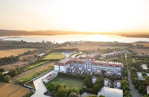Malanka Hotel | Radisson Resort & Spa Sasan Gir