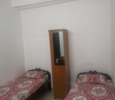 Varkala Hotel | Rail view tourist home