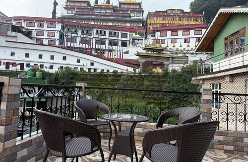Darjeeling House | RaiVille Homestay is welcoming Darjeeling perfect for relaxing stays