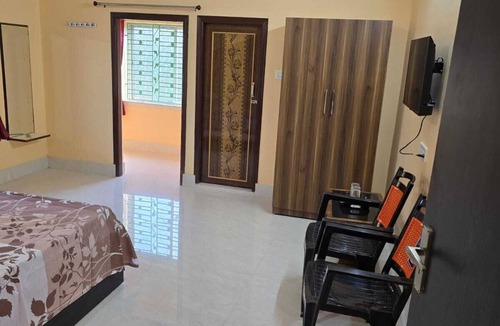 Krishnanagar Hotel | Rajmata Guest House