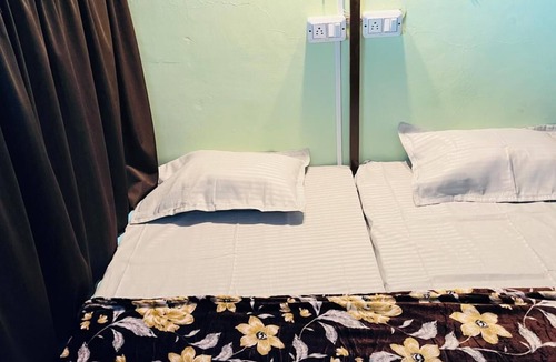 Sindhi Camp House | Rest Point