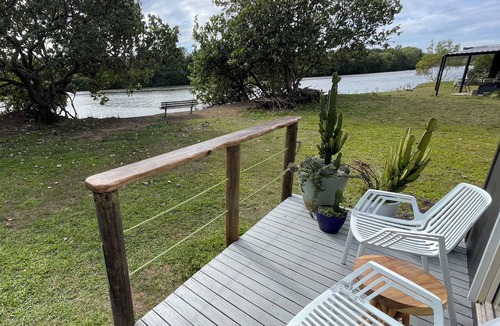 Maroochy River Apartment | River frontage on Maroochy River, Sunshine Coast!