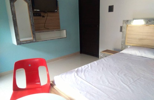 Daltenganj Hotel | River View Resort