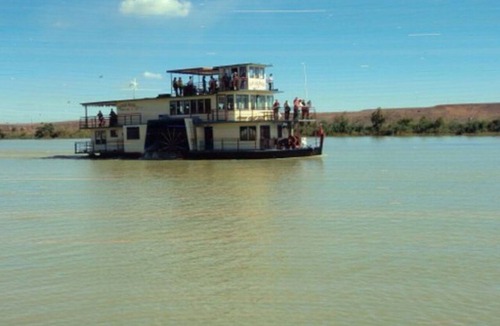 Murray Bridge Cabin | Riverview cabin Murray Bridge situated on Riverfront road Murray Bridge.