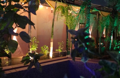 Indirapuram House | Riyasat E Resort