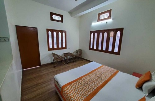 Varanasi Cabin | Room 4 - Near to River & Golden temple. Close to all visiting places is nearby