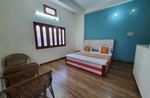 Varanasi Cabin | Room 4 - Near to River & Golden temple. Close to all visiting places is nearby