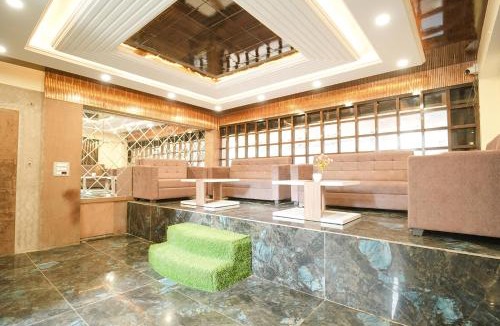 Patna Hotel | Royal Chandra Hotel