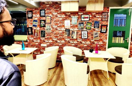 New Town Hotel | Royal Galaxy