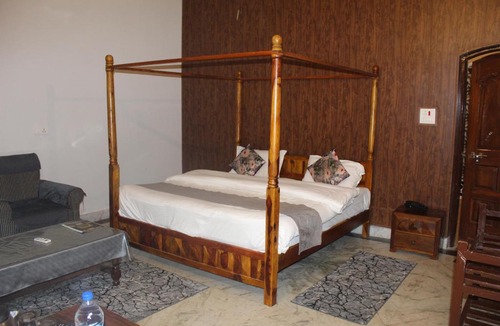 Tala Hotel | Royal Jungle Kothi