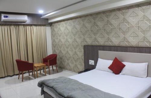 Olpad Hotel | Royal Palace Hotel Surat Velanja