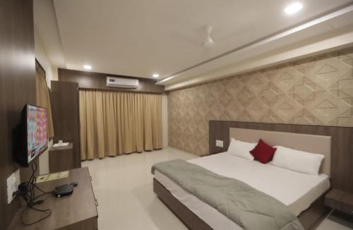 Olpad Hotel | Royal Palace Hotel Surat Velanja
