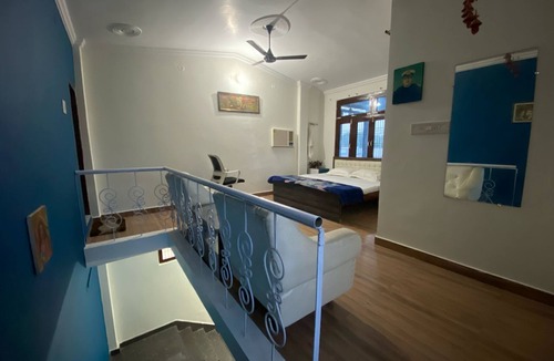 Unnao House | Royal Palm Villa