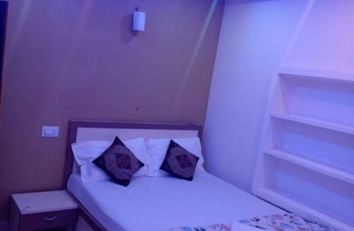 Varanasi Hotel | Rudra Guest House