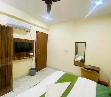 Sector 27 Hotel | RV Hotel