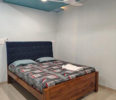 Tiruvannamalai Hotel | S L Homestay