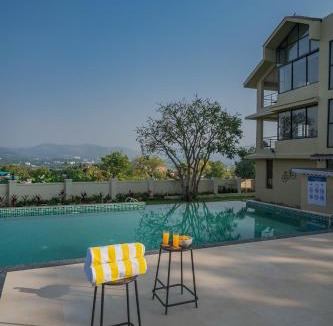 Khattalwada Villa | SaffronStays Belvedere Lakehouse