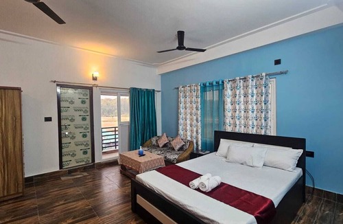 Jalpaiguri Hotel | Sambhav Homestay By Tenzin