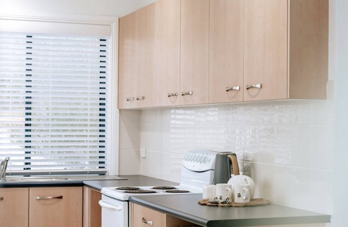 Corlette House | Sandy Point Beach House - On The Waterfront. Mid Week Stay Special Is Now On.