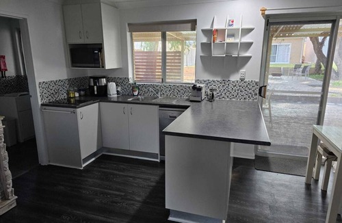 Lancelin House | Seas The Day