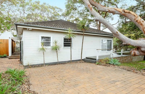 Macmasters Beach House | Secluded Family Retreat, Moments To Macs Beach