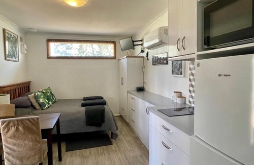 Greenways Landing Apartment | Self Contained Cabin