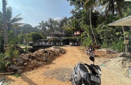 Devikolam House | “Serene Stays in God’s Own Country – Your Home Away in Kerala”.