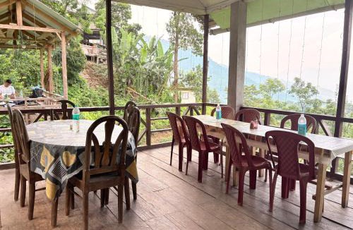 Lebong and Mineral Spring Tea Garden House | Shantikunja Homestay