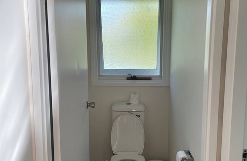 Marsfield Condo | Shared house-Room in Marsfield-Spacious and sunny/MacUni/MacCentre/Queen Bed/Bus