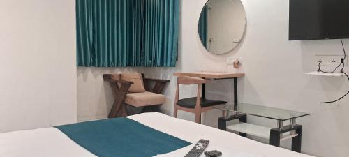 Vile Parle Hotel | Shine Hospitality Residency