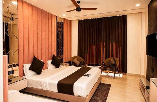 Shivpuri Hotel | Shiv Resort & Palace