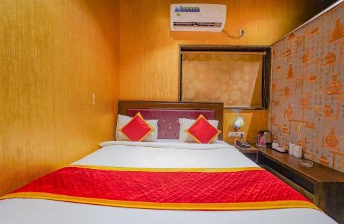 Varanasi Hotel | Shiv Rudraksh Resort, Near Assi Ghat